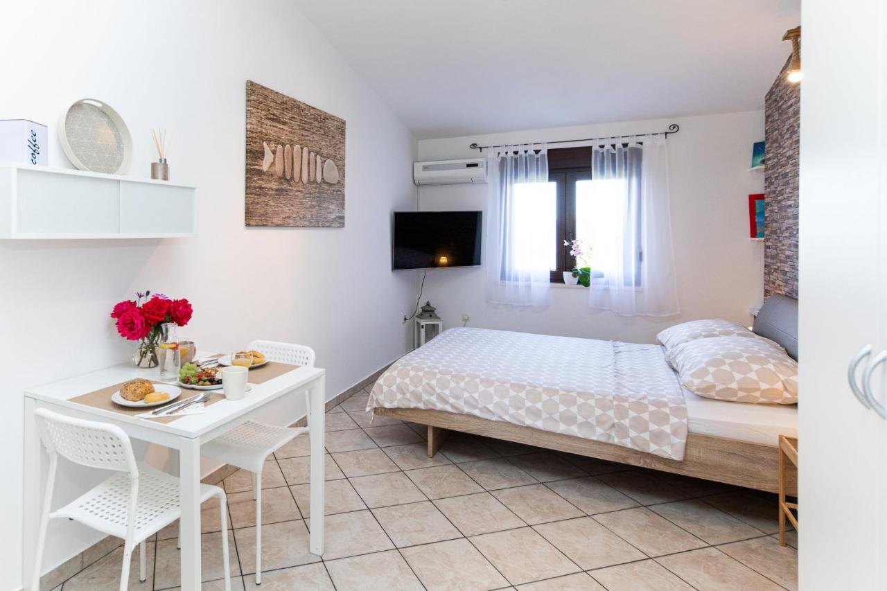 Ananas Apartments Crikvenica Zewnętrze zdjęcie